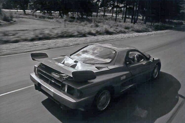View Photos of the 1988 Panther Solo 2