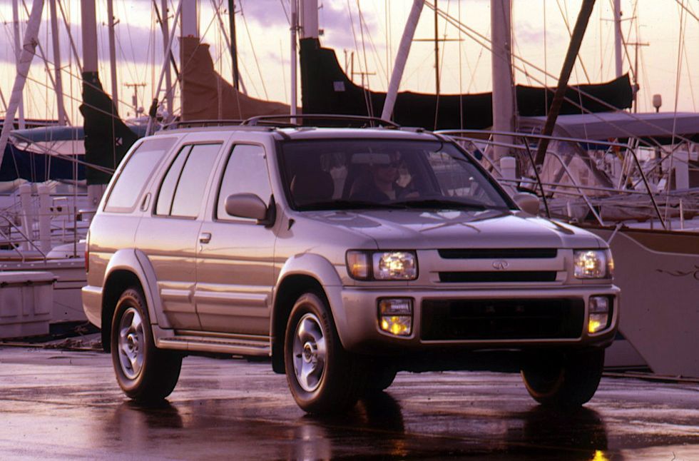 View Photos of the 1997 Infiniti QX4