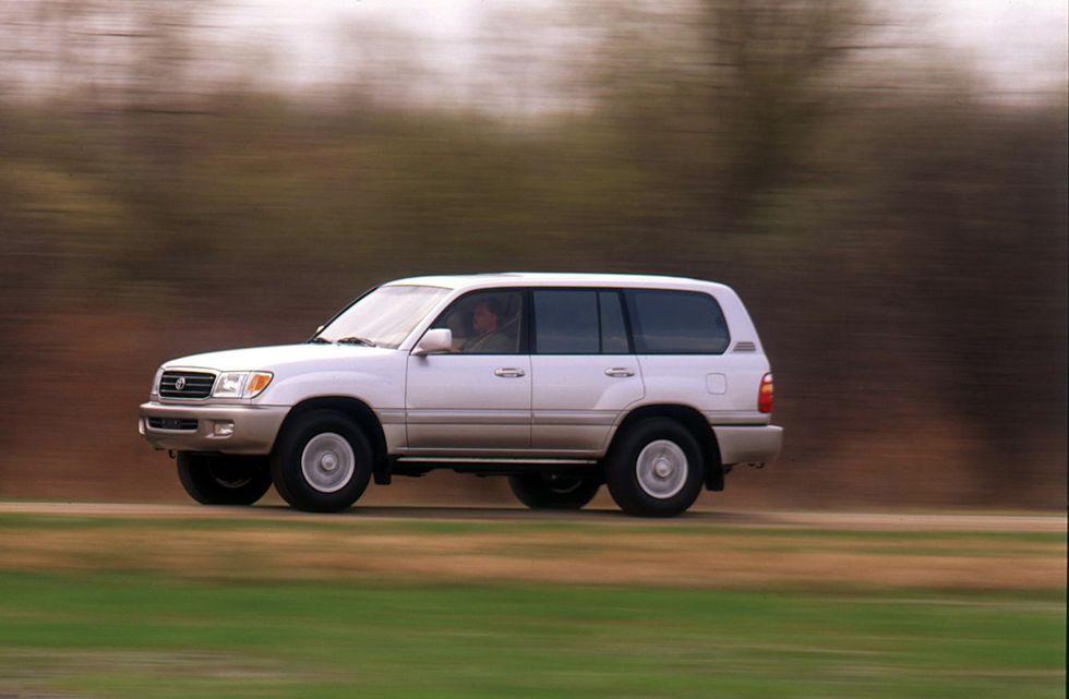 View Photos of the 1998 Toyota Land Cruiser