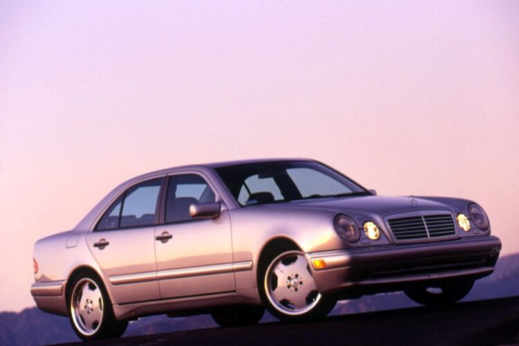 View Photos of the 1999 Mercedes E55 AMG