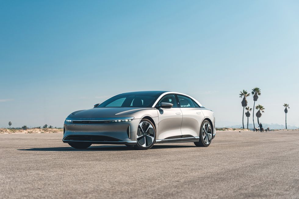 2023 Lucid Air Sedan Gets Massive Price Cuts, Bringing It Back to Original Figures