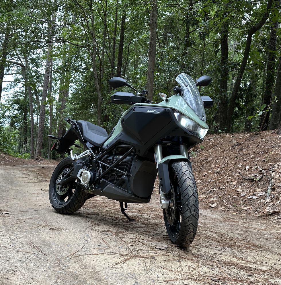 View Photos of the Zero DSR/X EV Motorcycle