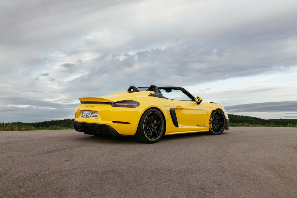 View Photos of the 2024 Porsche 718 Spyder RS