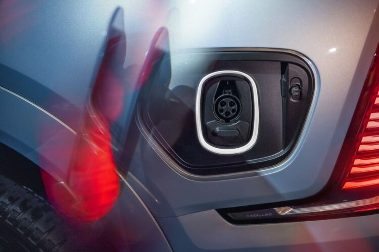 2025 Cadillac Escalade IQ’s Charging Is a Work in Progress