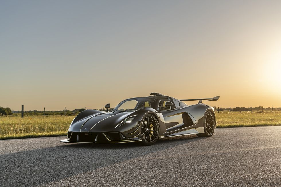 Hennessey Venom F5 Revolution Roadster Is a Topless Track Warrior