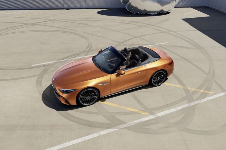 2024 Mercedes-AMG SL63 to Offer Bright Orange Big Sur Special Edition