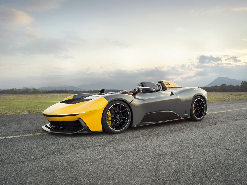 1877-HP Pininfarina B95 Is an Electric Speedster That Can Hit 186 MPH