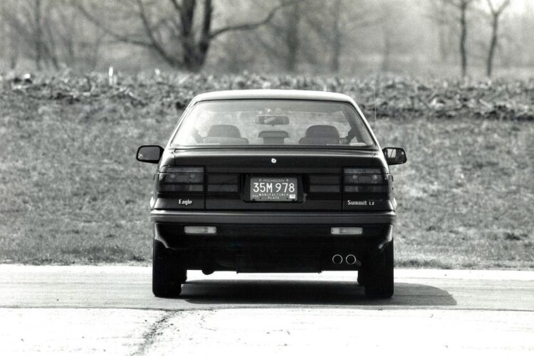 View Photos of the 1989 Eagle Summit LX