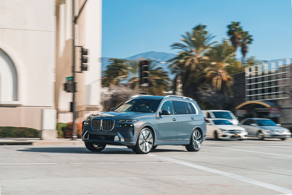 2024 BMW X7