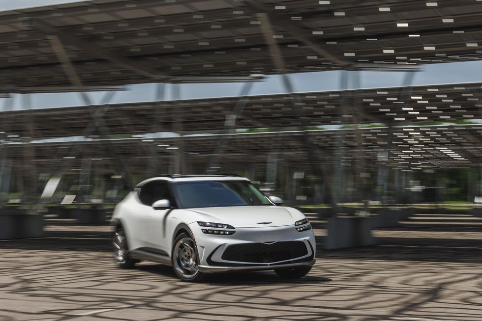 2024 Genesis GV60