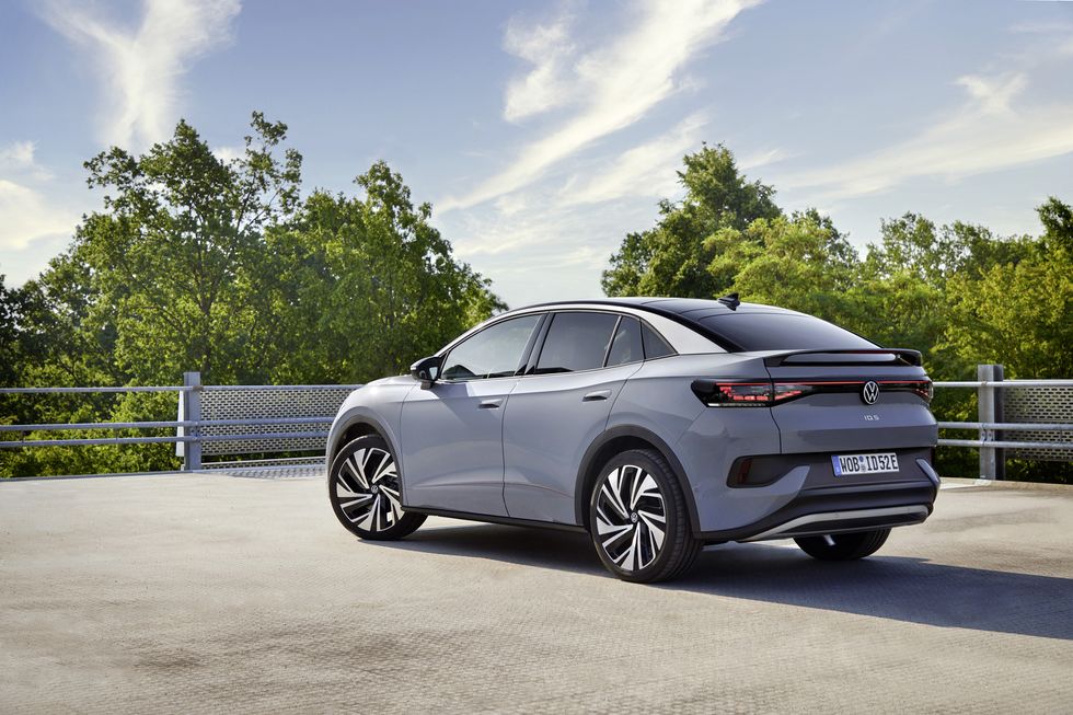 View Photos of the 2024 Volkswagen ID.5