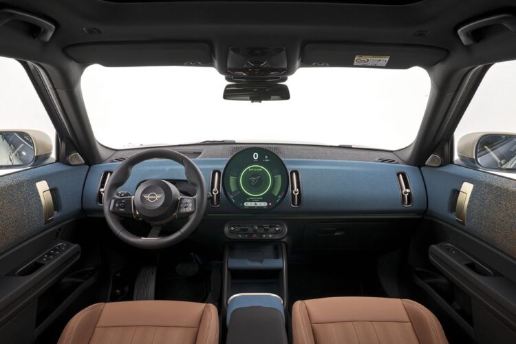 View Interior Photos of the 2025 Mini Countryman Electric