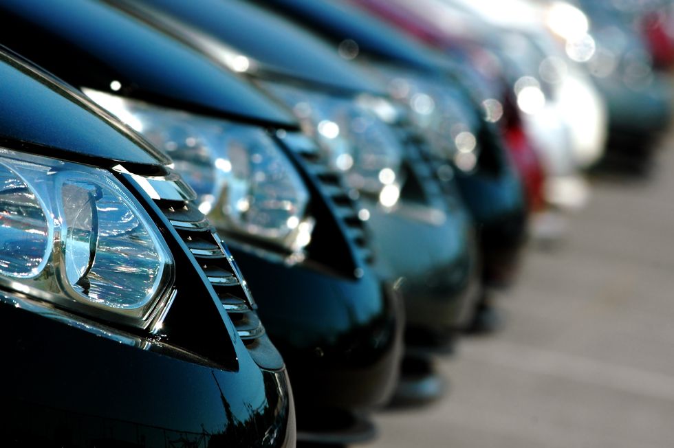 How a Chrysler Lease Buyout Works