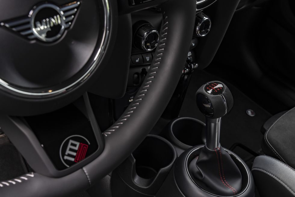 The Manual-Transmission Mini Cooper Could Soon Go Extinct