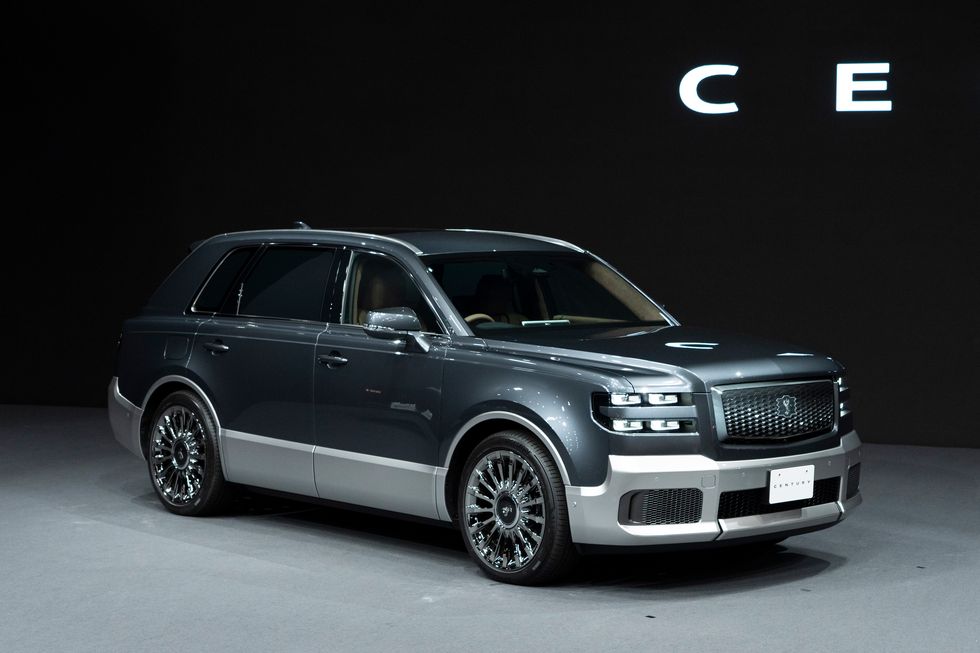 View Photos of the Toyota Century SUV