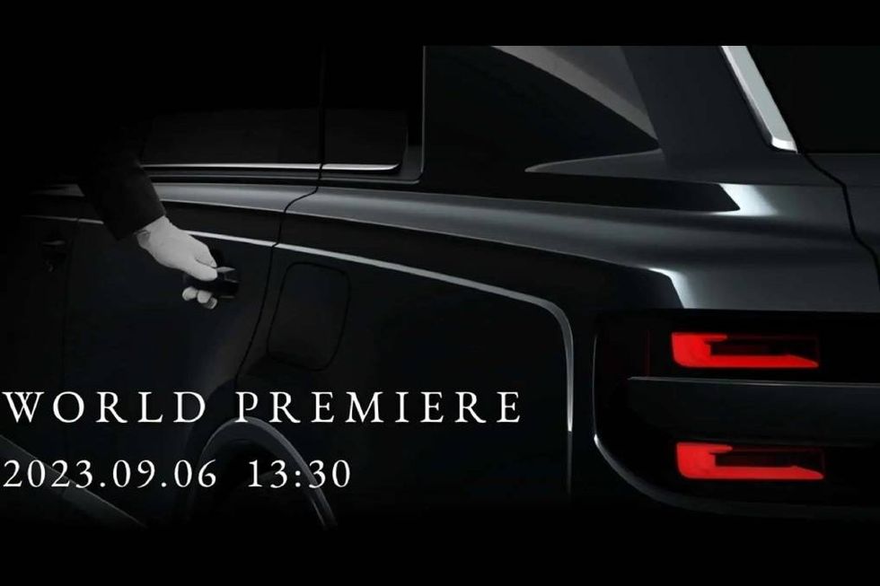 Toyota Century Chauffeur-Ready V-8 Hybrid to Be Revealed Sept. 6