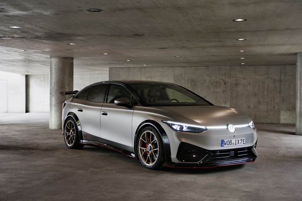 VW Turns Up the Wick on ID.7 EV with 551-HP Performance Concept