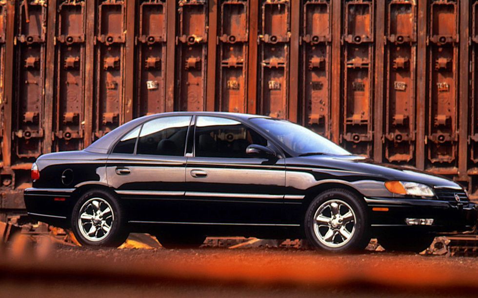 View Photos of the 1996 Cadillac Catera
