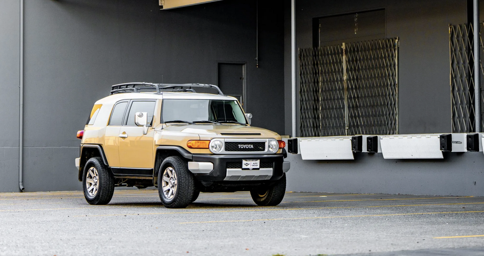 2014 Toyota FJ Cruiser Is Our Bring a Trailer Auction Pick of the Day