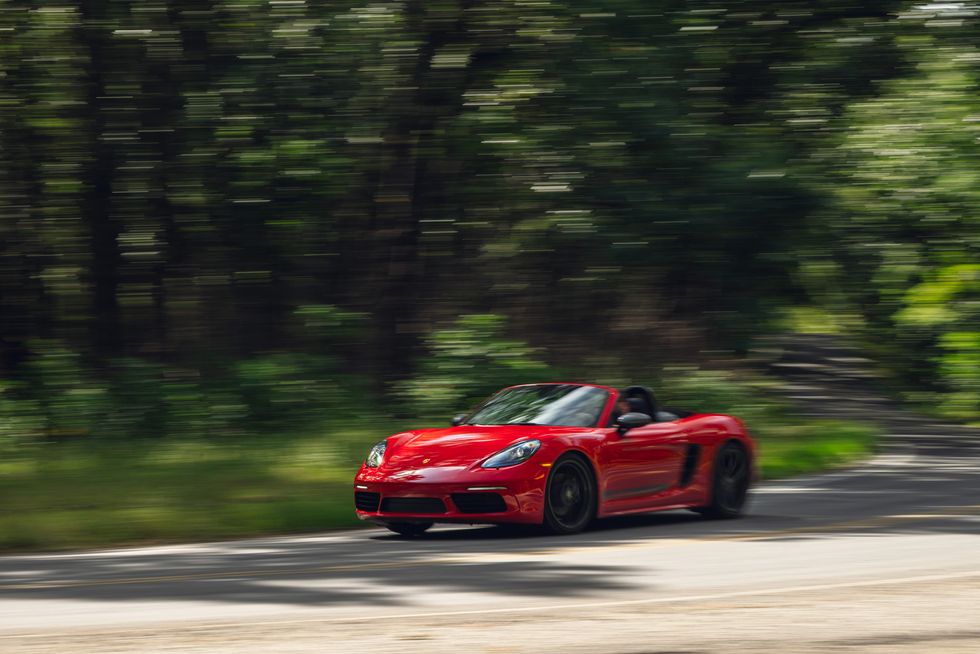 View Photos of the 2023 Porsche 718 Boxster T