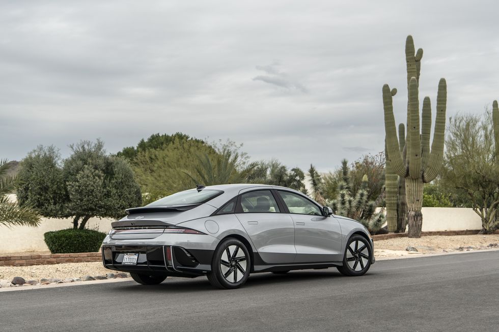 2024 Hyundai Ioniq 6 Prices Slashed by up to $4100, Now Starts at $38,615