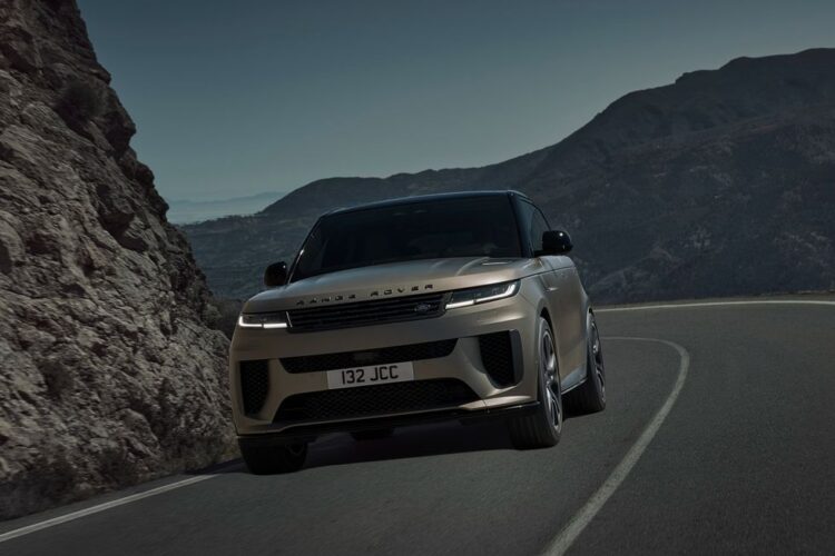 2024 Land Rover Range Rover SV