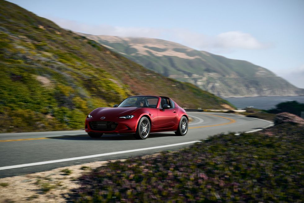 2024 Mazda MX-5 Miata Adds New LED Lights, Upgraded Differential