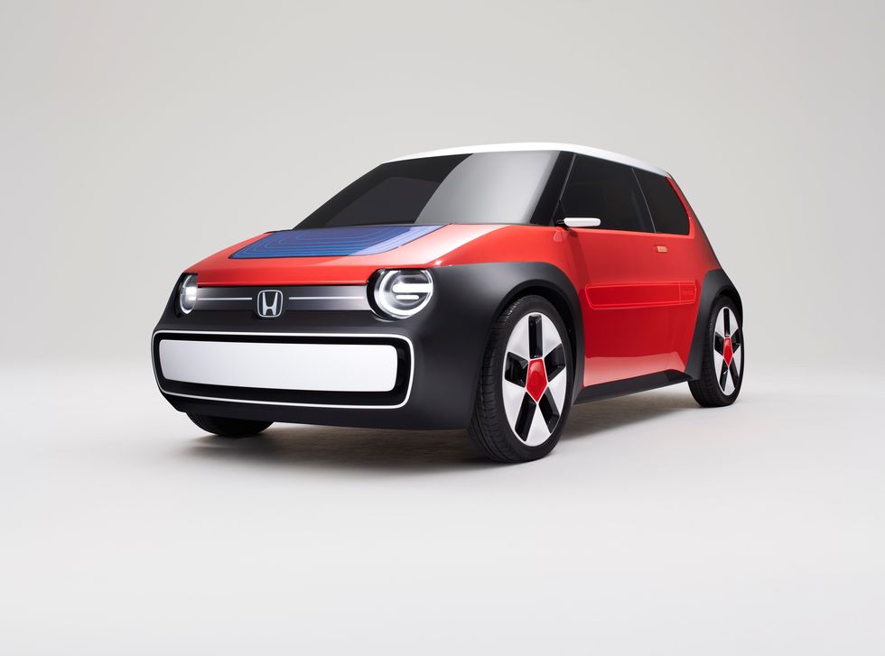 New Honda EV Hatch and Scooter Concepts Evoke Motocompo and City
