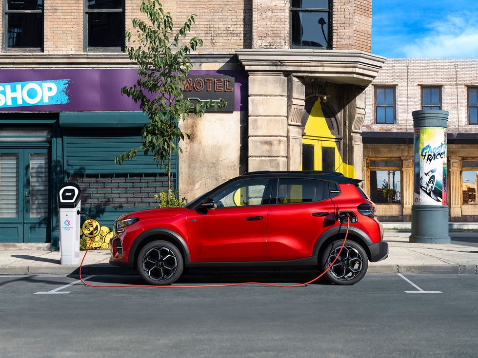 Citroën Reveals the ë-C3, an EV Hatchback Starting under €20,000