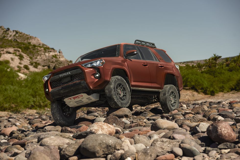 2024 Toyota 4Runner Soldiers On with New Paint Color