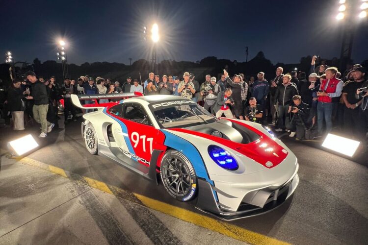 Porsche’s Spectacular 911 GT3 R Rennsport Isn’t for Following the Rules