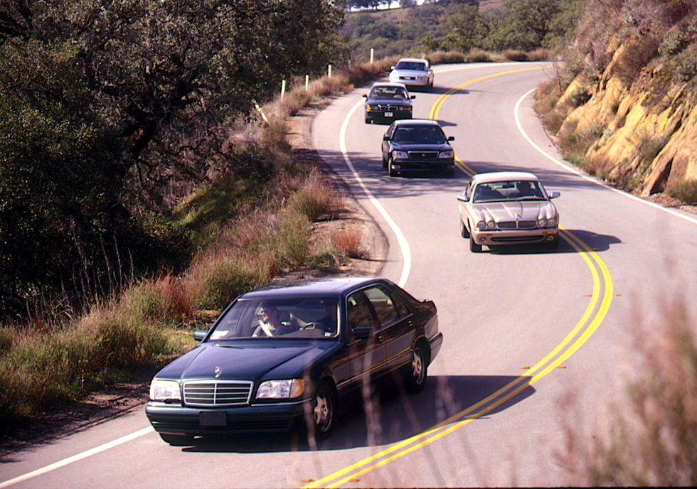 View Photos of the 1998 Full-Size Luxury Sedan Comparison Test