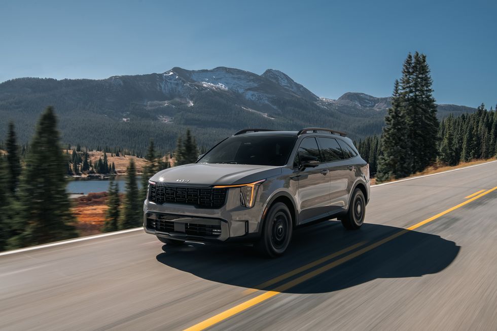 2024 Kia Sorento’s Pretty New Face Will Cost You at Least $33,365