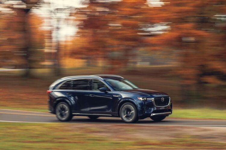 Mazda Recalls CX-90 and CX-70 SUVs Due to Several Software Issues