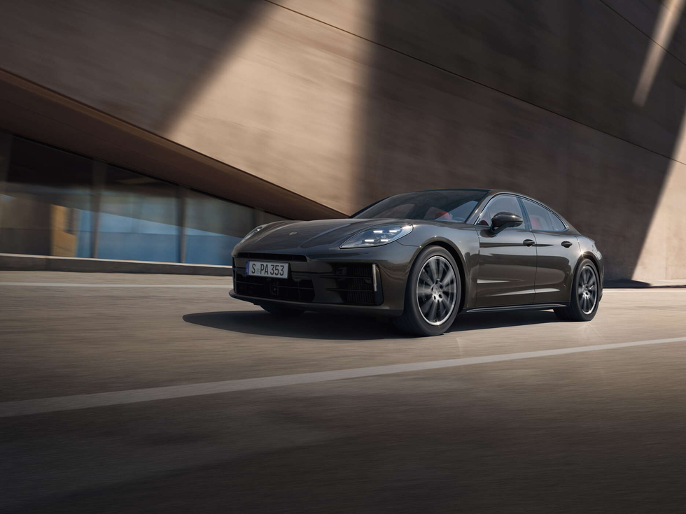 2024 Porsche Panamera / Panamera 4 / Panamera 4 S