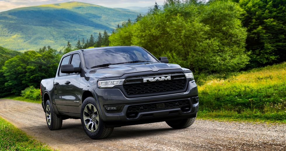 2025 Ram 1500 Ramcharger Plug-in Hybrid