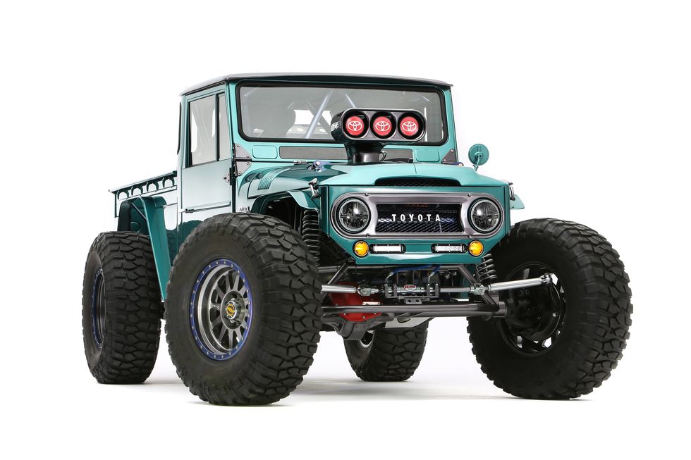 Toyota’s FJ Bruiser Concept Is a Badass Land Cruiser Truck
