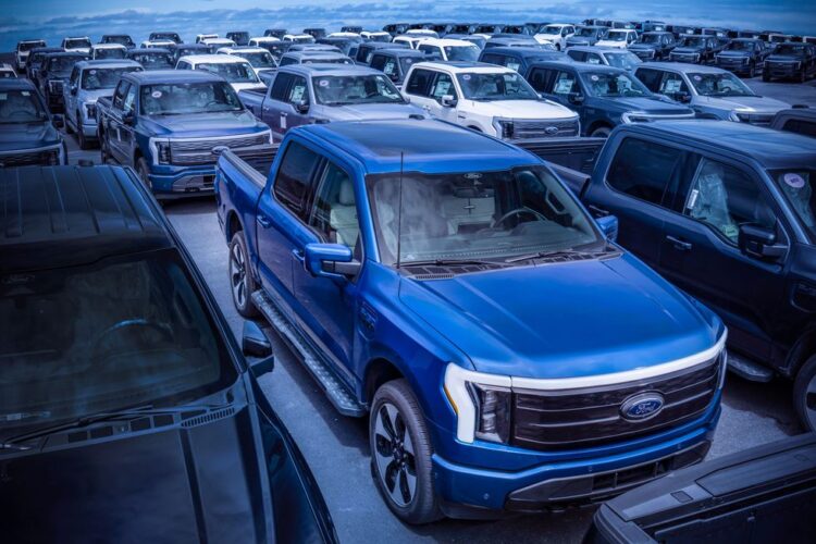 Ford Reportedly Plans to Halve F-150 Lightning Production