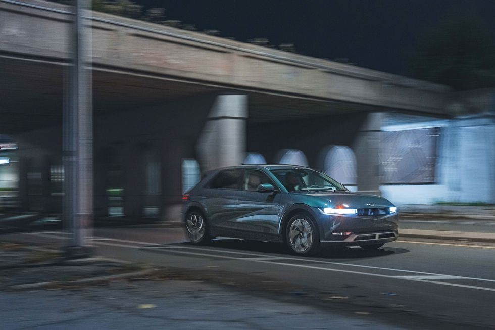 View Photos of the 2023 Hyundai Ioniq 5