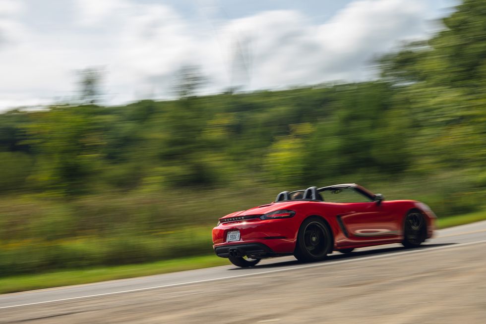 2024 Porsche 718 Boxster/Cayman: Car and Driver 10Best