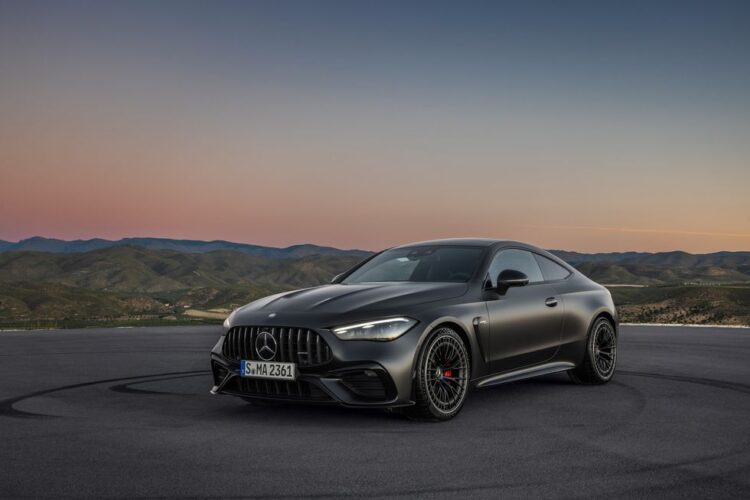 2024 Mercedes-AMG CLE53 Coupe Debuts with Six Cylinders, Big Power