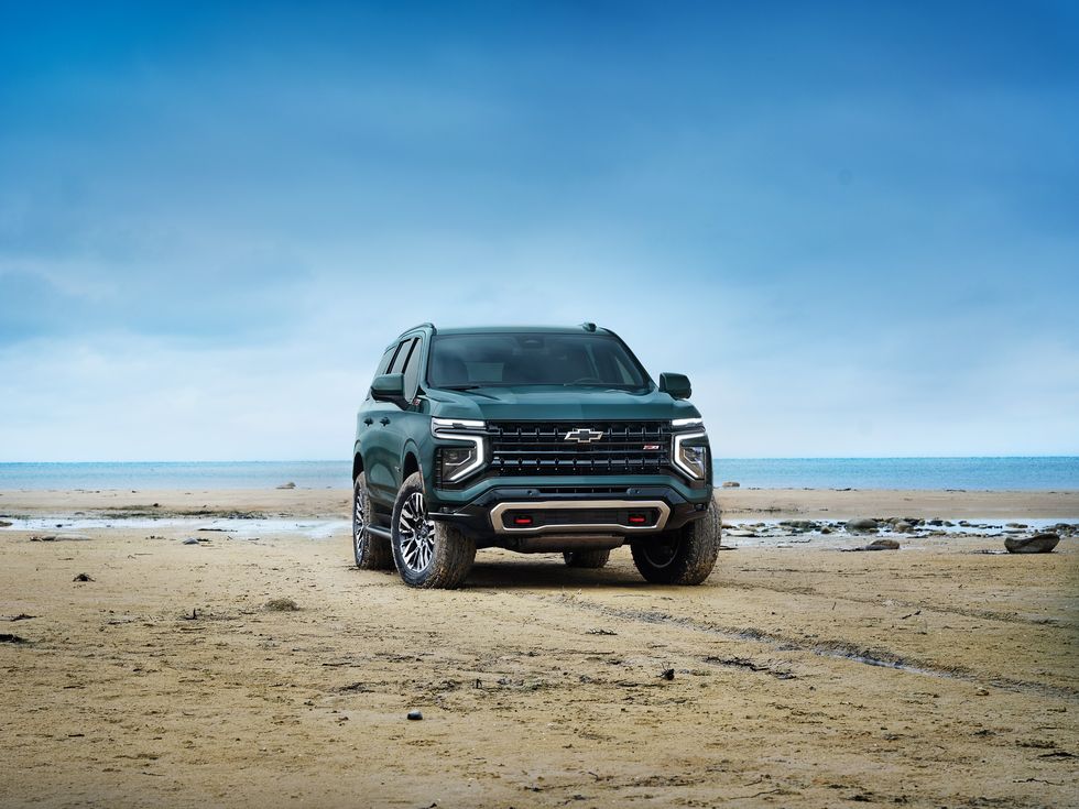 2025 Chevy Tahoe and Suburban Get Snazzier Interiors, Mightier Diesels