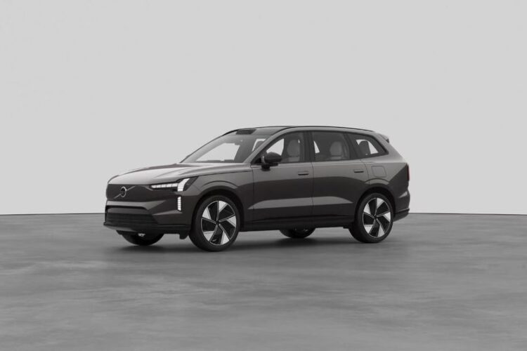 2025 Volvo EX90 Is Reasonably Priced for a Luxury Three-Row EV SUV