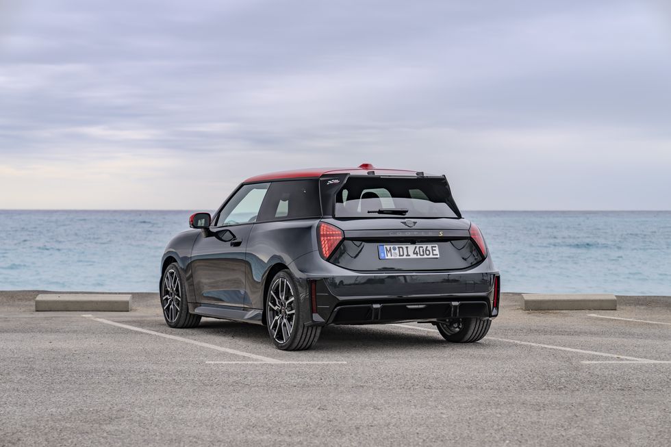 2025 Mini Cooper SE JCW Has Racy Looks but No Extra Electric Grunt