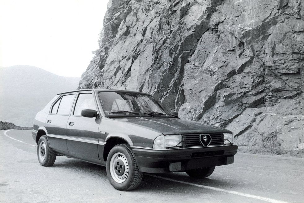 1985 Alfa Romeo 33 1.5 4×4 Enters a New Era