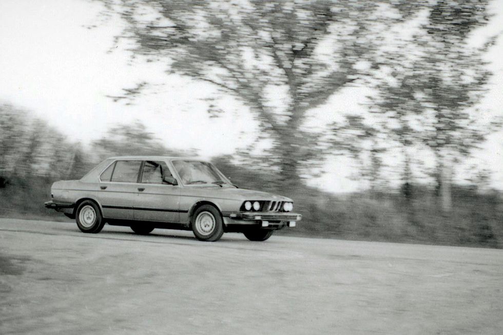 View Photos of the 1985 BMW 524td