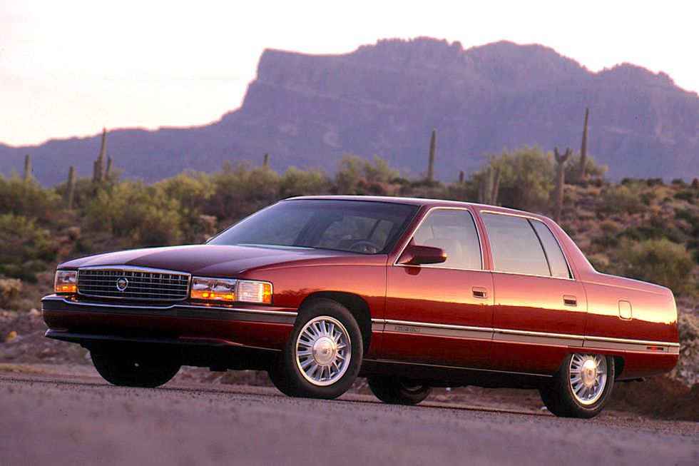 View Photos of the 1994 Cadillac de Ville Concours