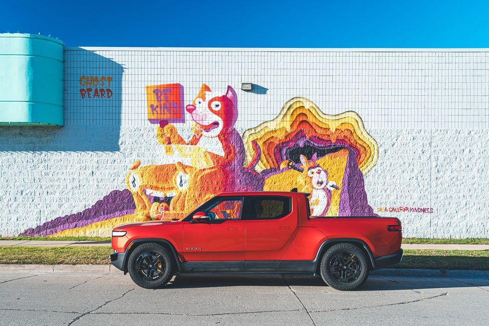 View Photos of the 2023 Rivian R1T Adventure