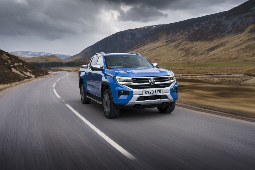 View Photos of the 2024 Volkswagen Amarok