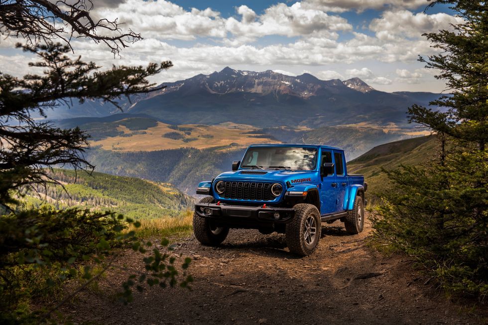 2024 Jeep Gladiator Refresh Drops the Truck’s Base Price by $1725